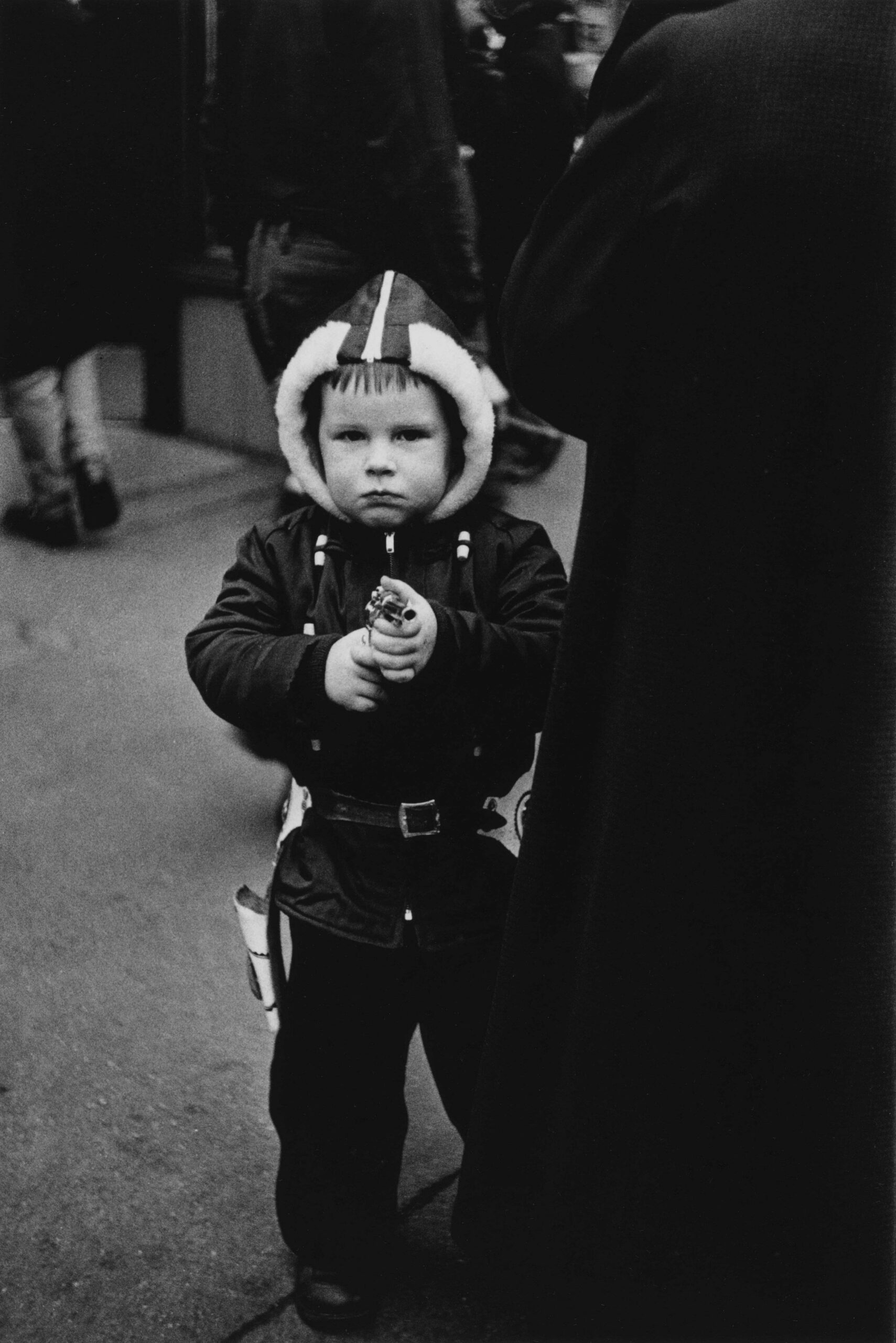 Diane Arbus. Kid in a hooded jacket aiming a gun, N.Y.C. 1957. Courtesy Metropolitan Museum of Art